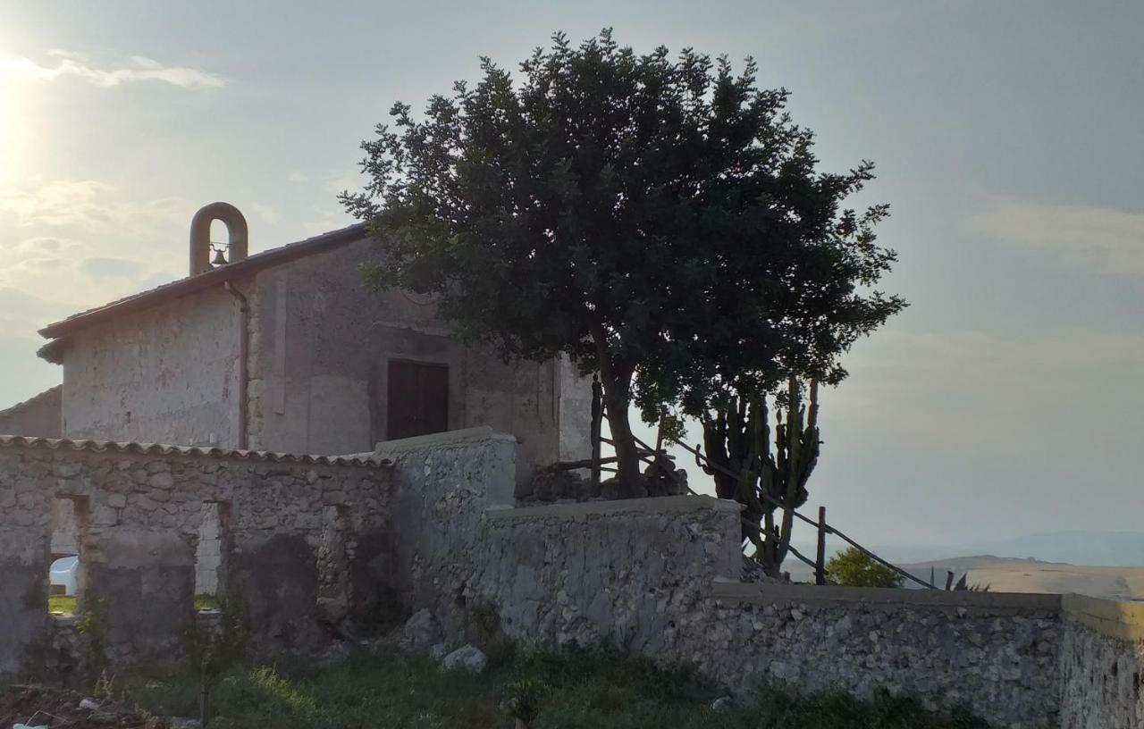 Gibbesi Country Farm Piccolo Cottage Naro Exterior foto