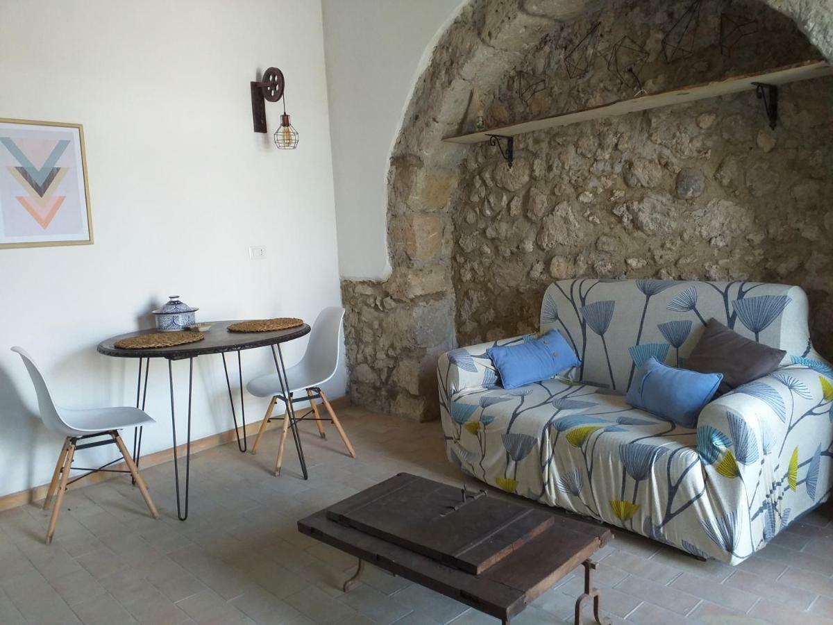 Gibbesi Country Farm Piccolo Cottage Naro Exterior foto