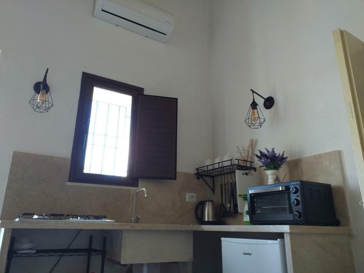 Gibbesi Country Farm Piccolo Cottage Naro Exterior foto