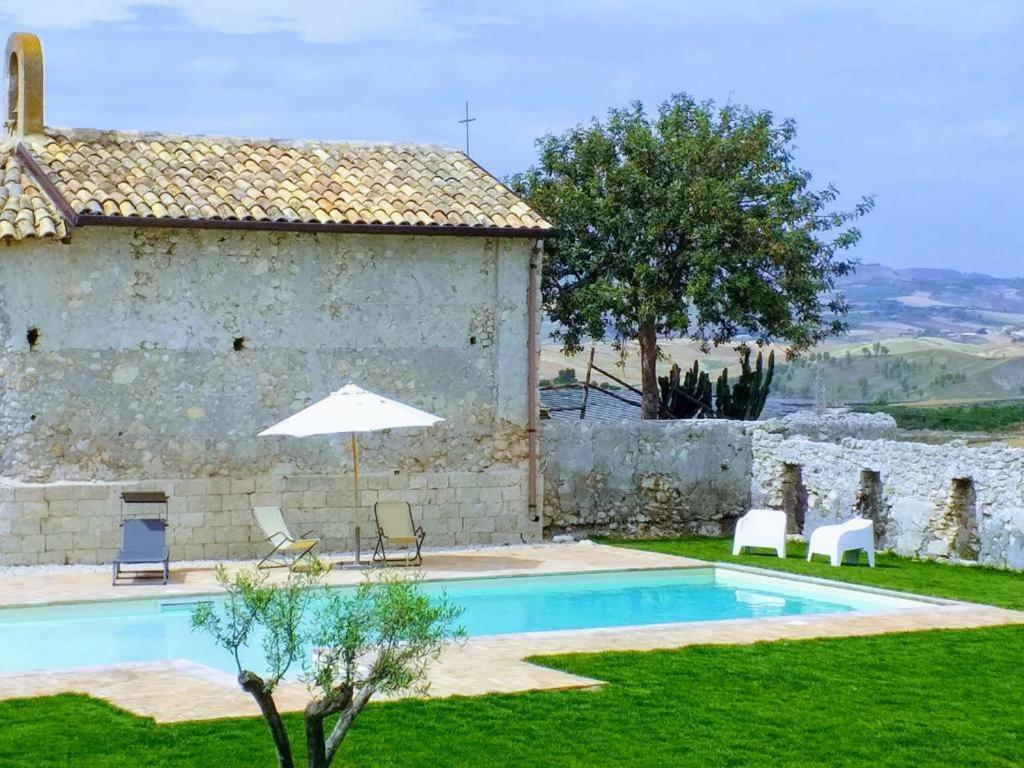Gibbesi Country Farm Piccolo Cottage Naro Exterior foto